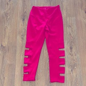 Yogalicious leggings with cute cutout design